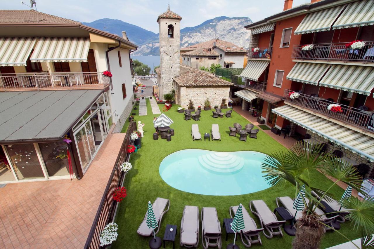 Albergo Casa Este Brenzone sul Garda Exterior photo